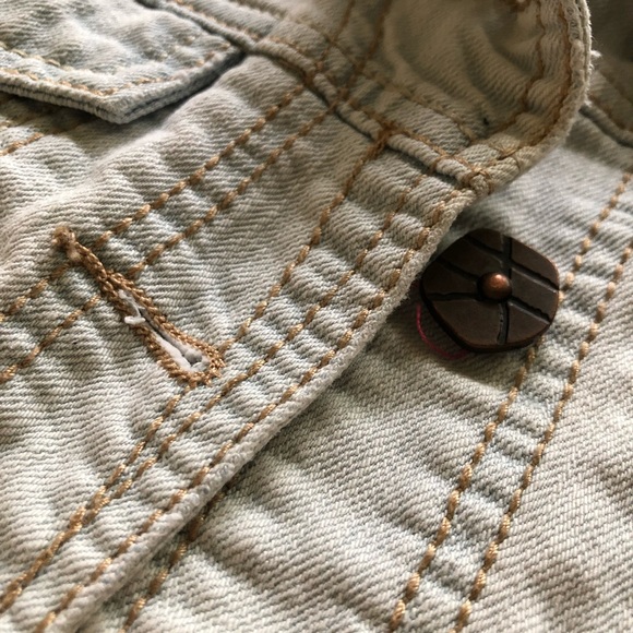 Vest Bundle! - Picture 3 of 3